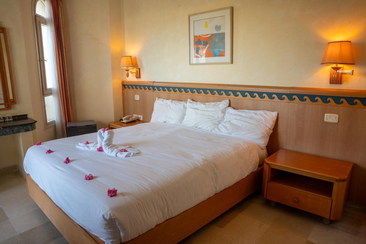 Novostar Nahrawess Thalasso And Aquapark 4*