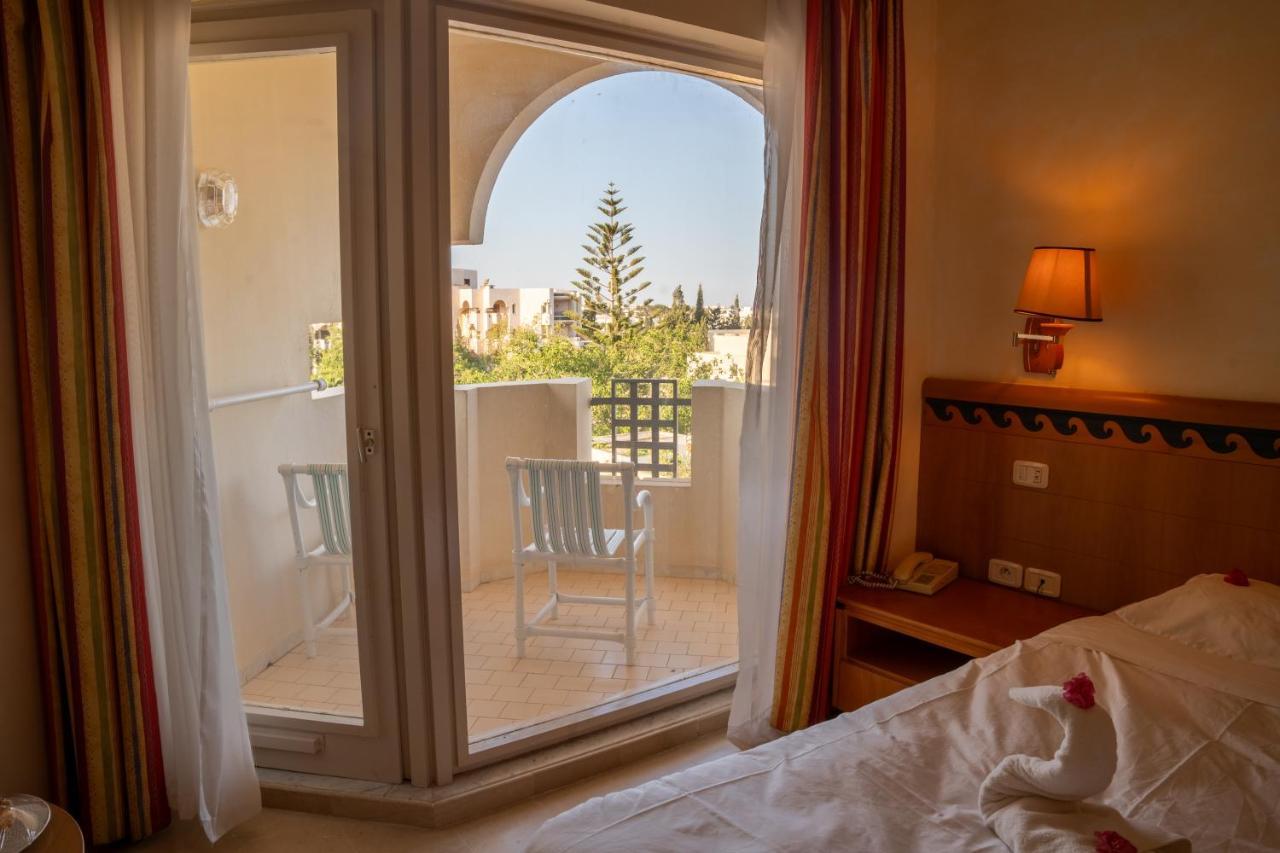 Hotel Novostar Nahrawess Thalasso And Aquapark