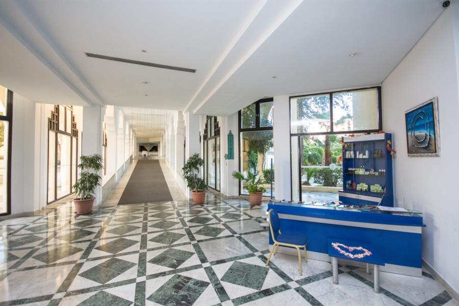 Novostar Nahrawess Thalasso And Aquapark Hotel