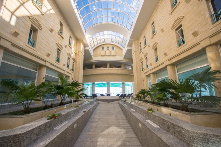 Novostar Nahrawess Thalasso And Aquapark 4*